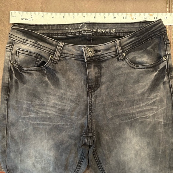 Revolution by Revolt Skinny Jean - Picture 9 of 9